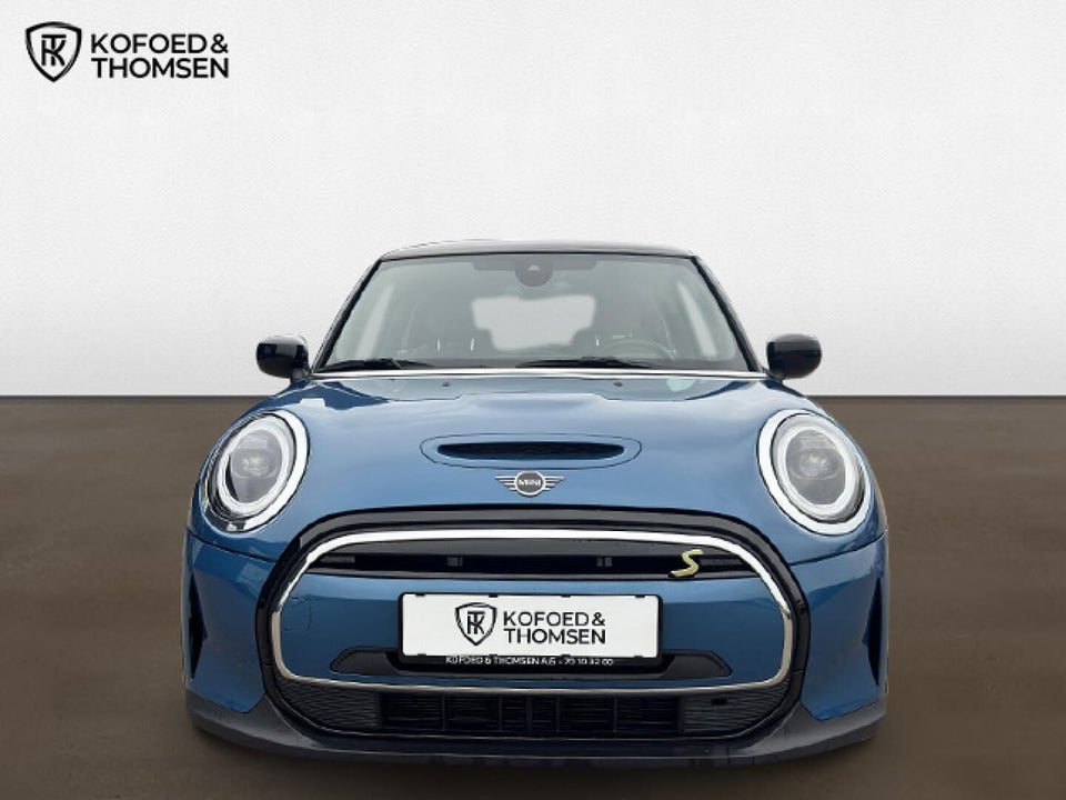 MINI Cooper SE Essential 3d