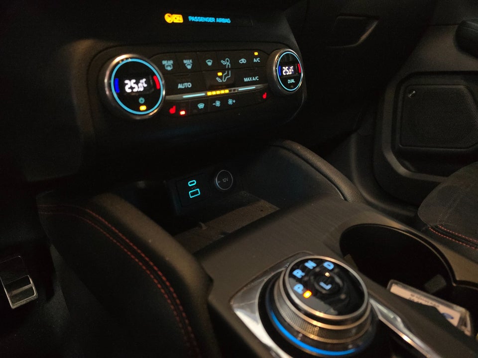 Ford Kuga 2,5 PHEV ST-Line X CVT 5d