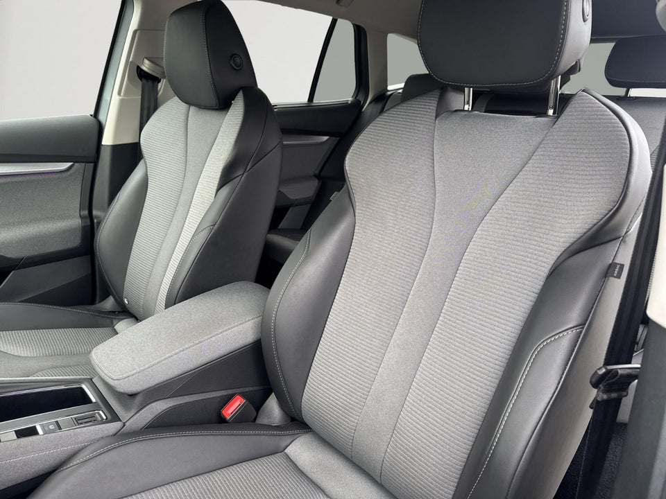 Skoda Enyaq 60 iV Loft 5d