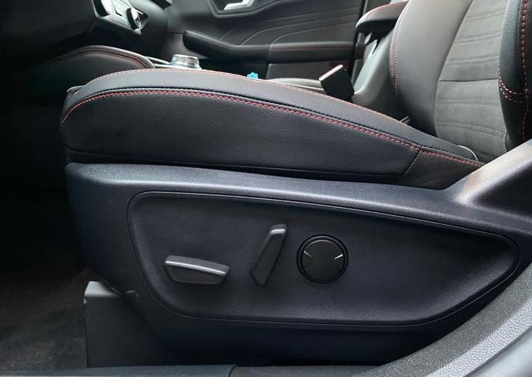 Ford Kuga 2,5 PHEV ST-Line X CVT 5d