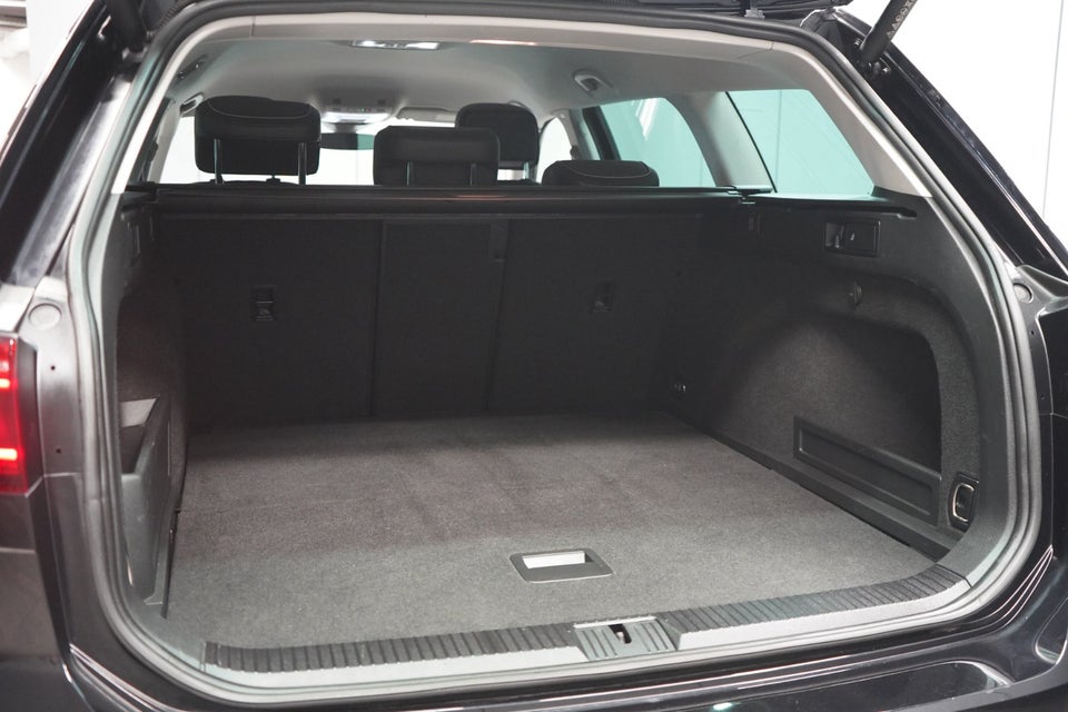 VW Passat 1,4 GTE High Variant DSG 5d