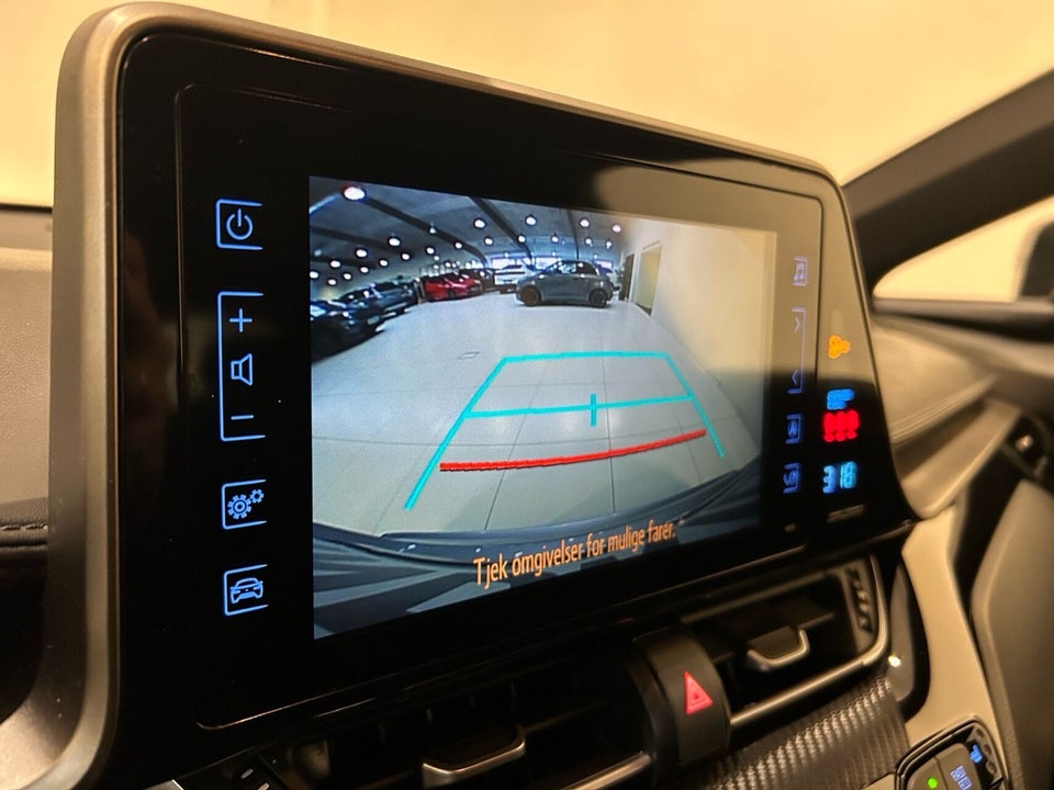 Toyota C-HR 1,8 Hybrid Selected CVT 5d