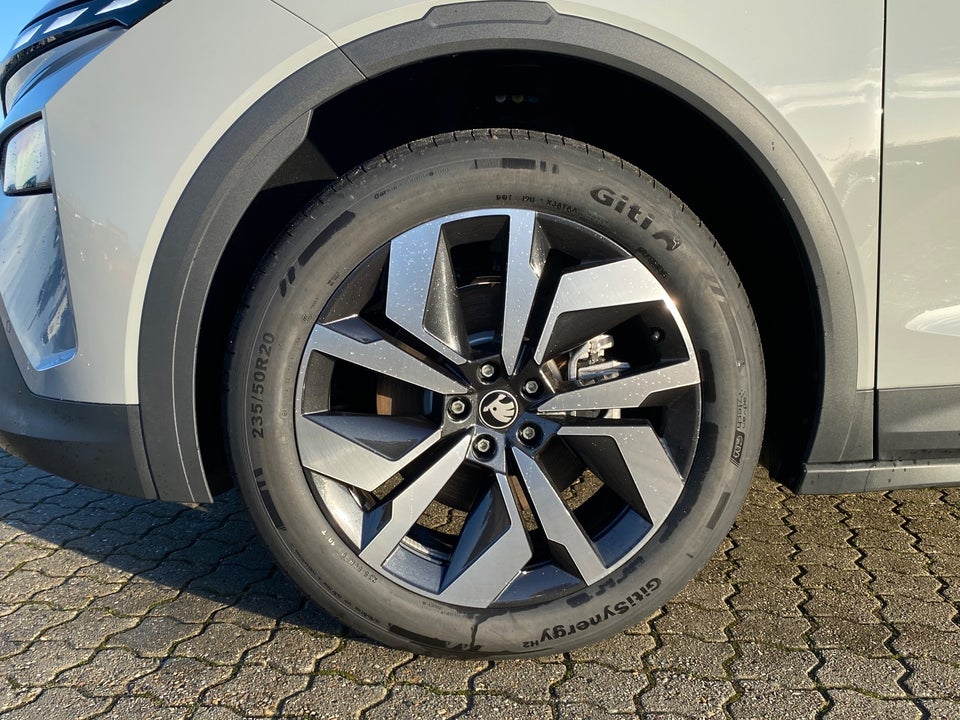 Skoda Elroq 60 iV Sportline 5d