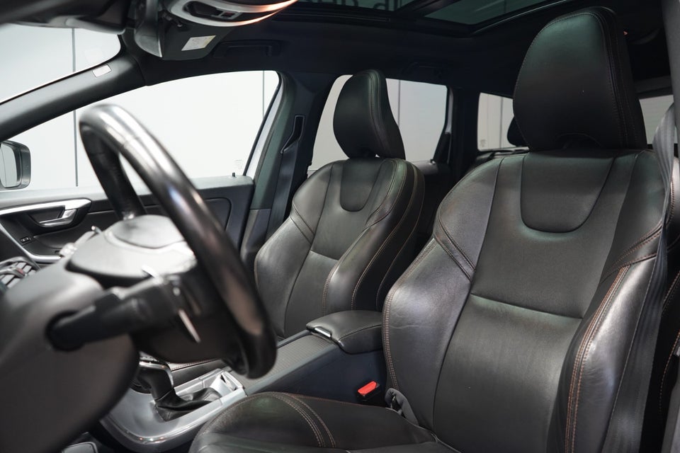 Volvo XC60 2,0 D4 190 Momentum aut. AWD 5d