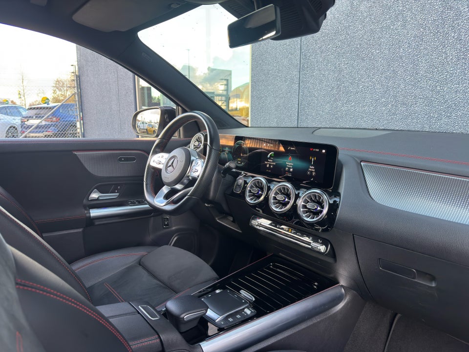 Mercedes EQA250 AMG Line 5d