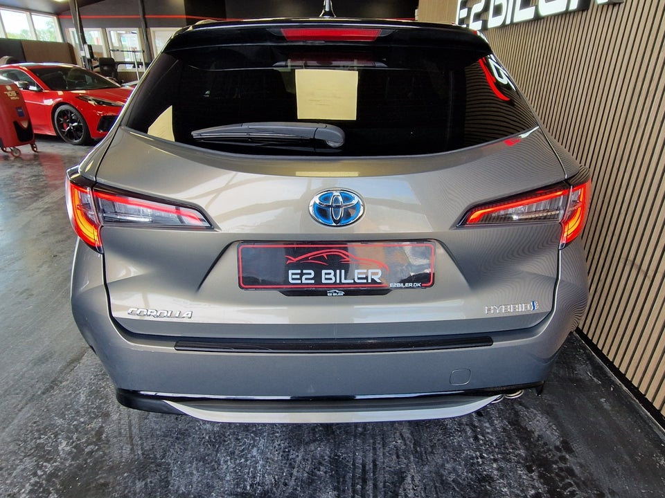 Toyota Corolla 2,0 Hybrid H3 Premium Touring Sports MDS 5d