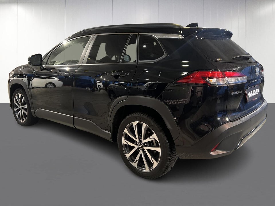 Toyota Corolla Cross 2,0 Hybrid Style Comfort CVT 5d