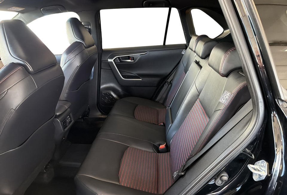 Toyota RAV4 2,5 Plug-in Hybrid H3 AWD-i 5d