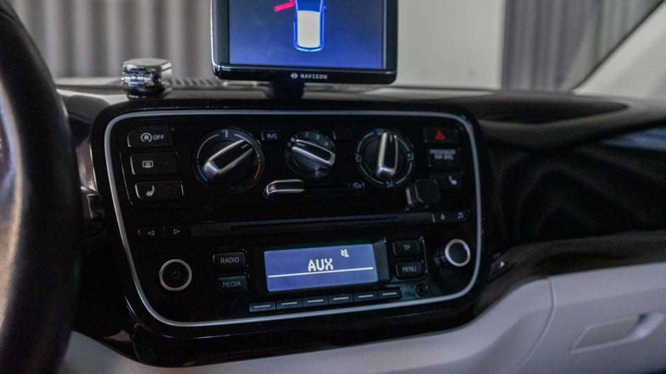 VW Up! 1,0 75 High Up! BMT 5d