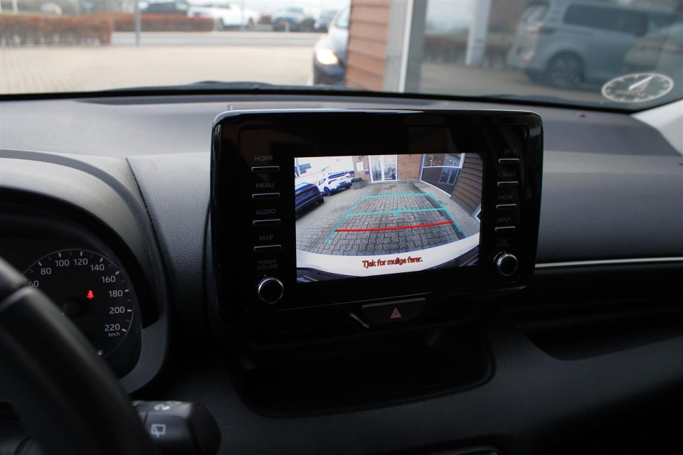 Toyota Yaris 1,5 Hybrid H3 e-CVT 5d