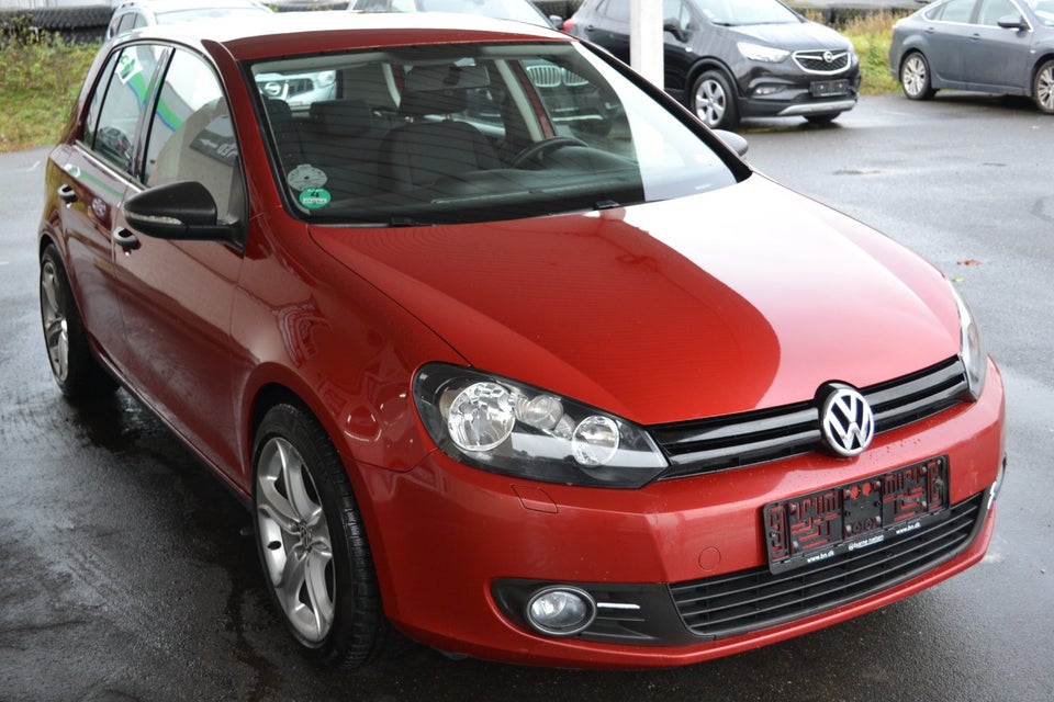 VW Golf VI 2,0 TDi 110 Comfortline 5d