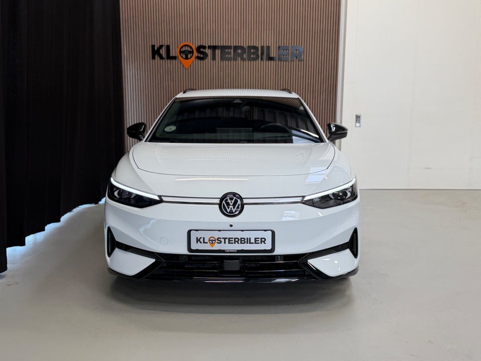 VW ID.7 77 Style Tourer 5d