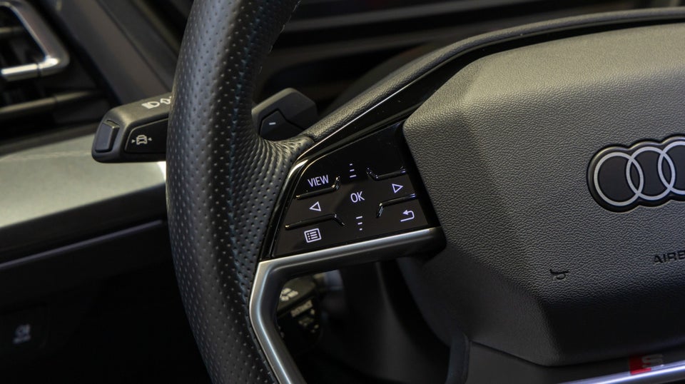 Audi Q4 e-tron 45 S-line 5d