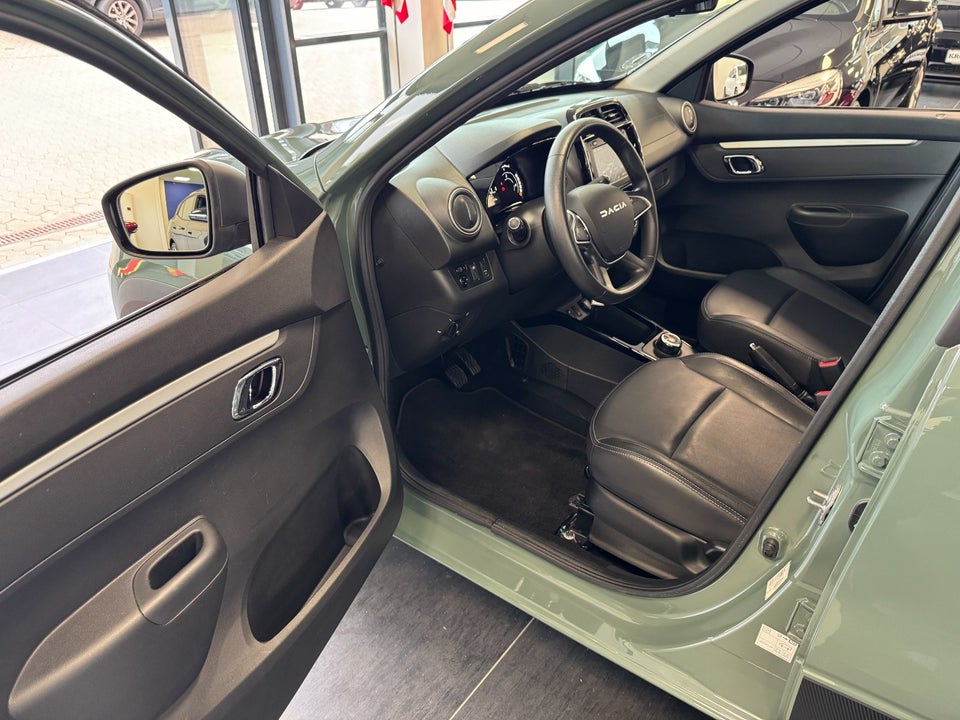 Dacia Spring Expression 5d