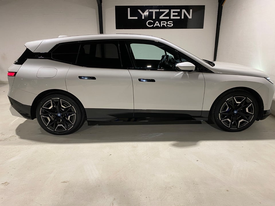 BMW iX xDrive50 Sport 5d