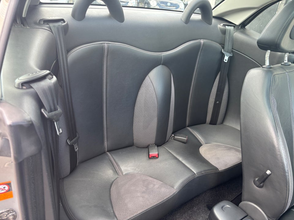 Nissan Micra C+C 1,6 Tekna 2d