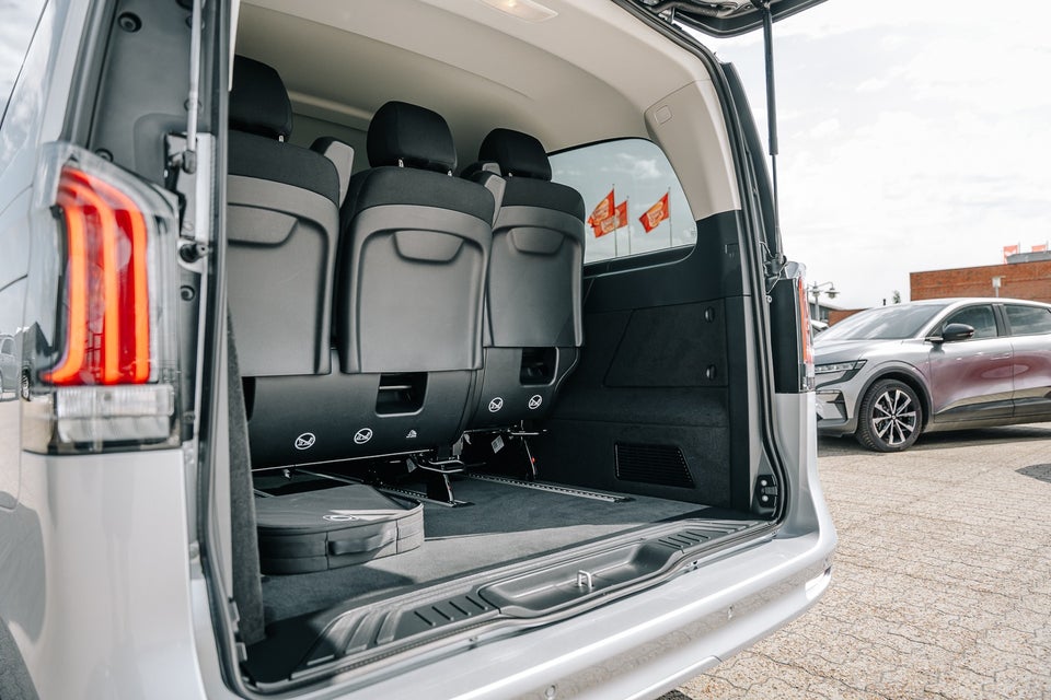 Mercedes EQV300 Avantgarde L