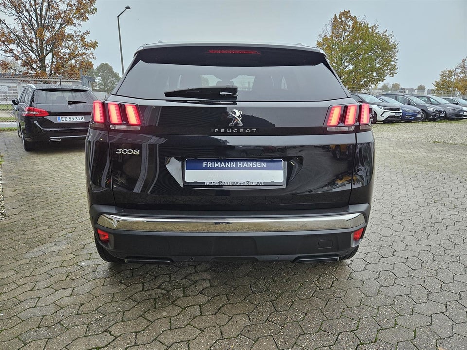 Peugeot 3008 1,2 PureTech 130 Allure EAT8 5d