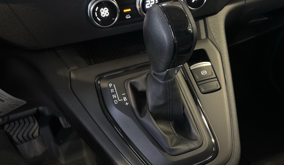 Renault Kangoo E-Tech L1 Tekno Van