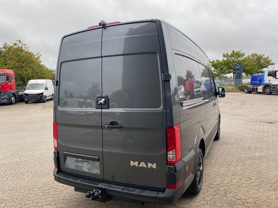 MAN TGE 2,0 3.160 Kassevogn L3H3 aut. RWD