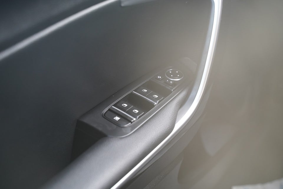 Kia Ceed 1,6 PHEV Prestige SW DCT 5d