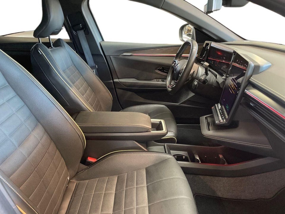 Renault Megane E-Tech 60 Iconic 5d