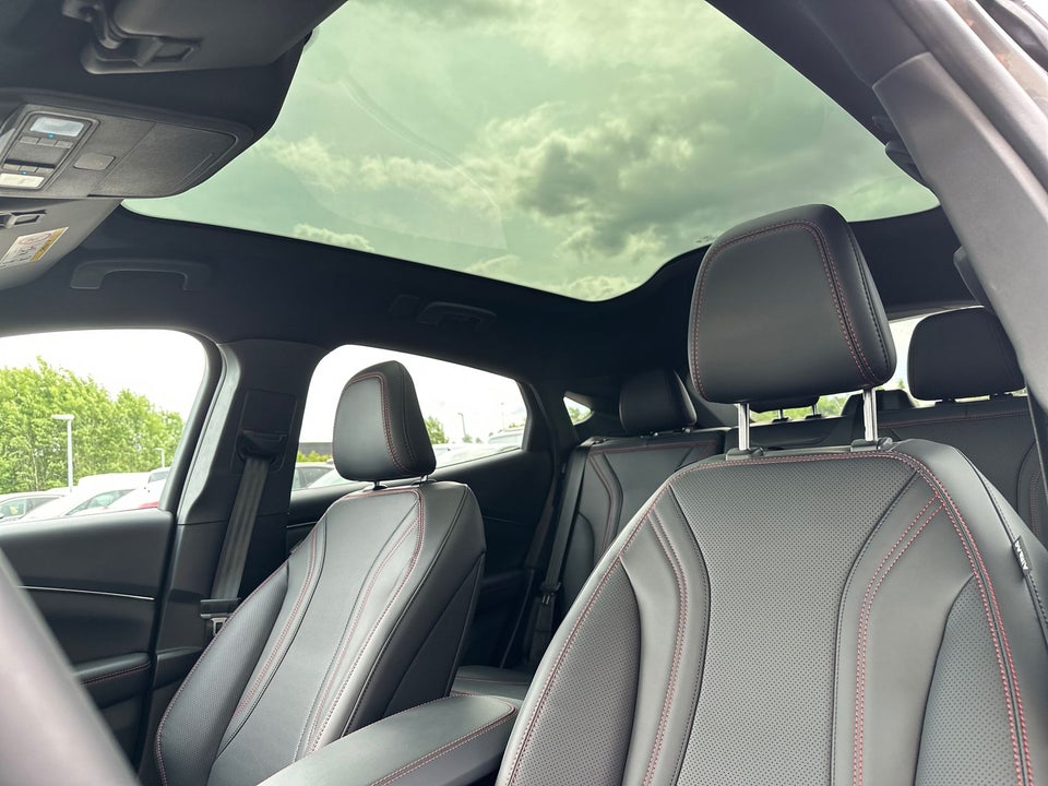 Ford Mustang Mach-E 98 Premium Extended Range AWD 5d