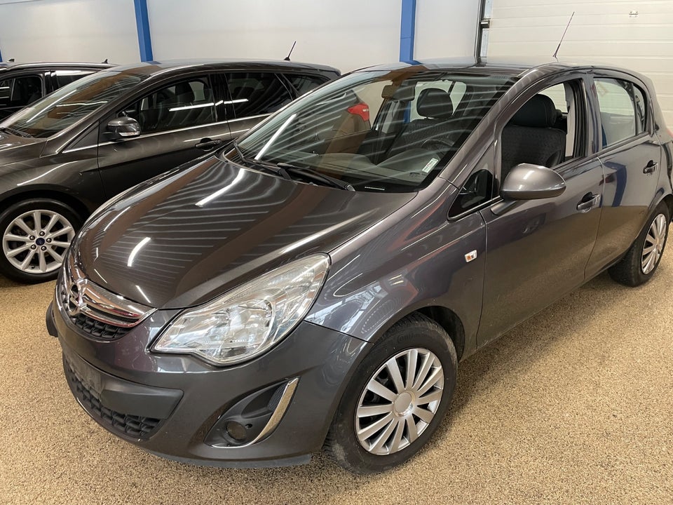 Opel Corsa 1,2 16V Cosmo 5d