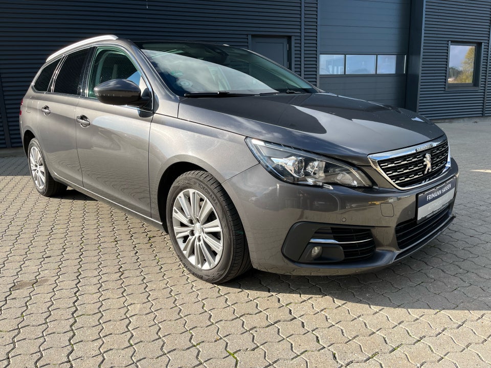 Peugeot 308 1,6 BlueHDi 120 Selection Sky SW 5d