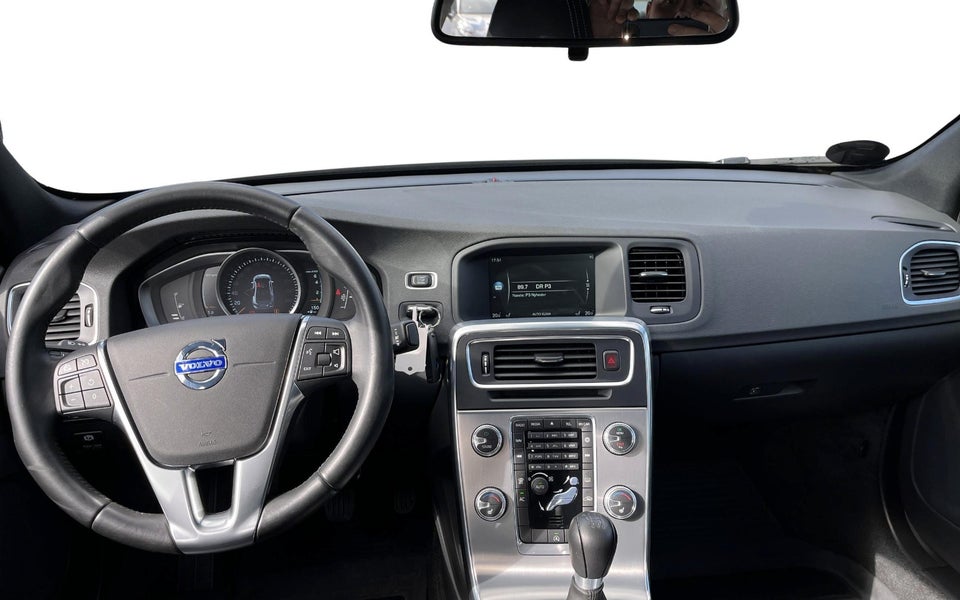 Volvo S60 1,6 T3 150 Momentum 4d