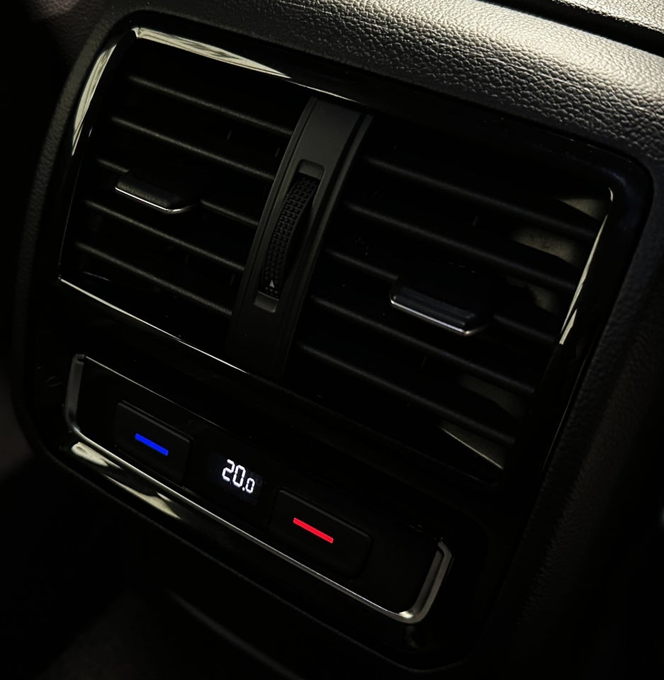 VW Passat 1,5 TSi 150 Elegance+ Pro Variant DSG 5d