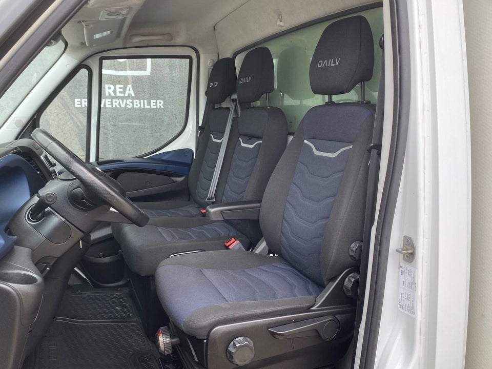 Iveco Daily 3,0 35S21 4100mm Lad AG8 2d