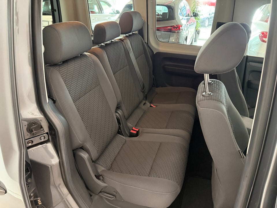 VW Caddy 1,2 TSi 105 Comfortline 4d