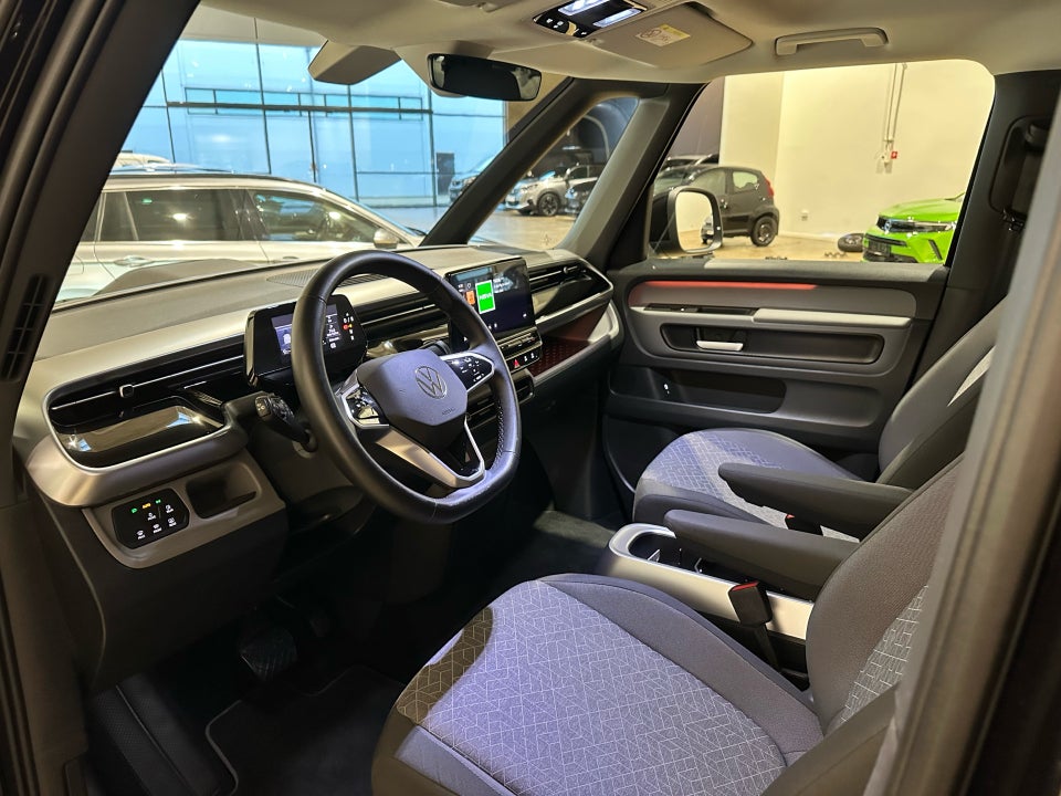 VW ID.Buzz 77 Pro SWB 5d