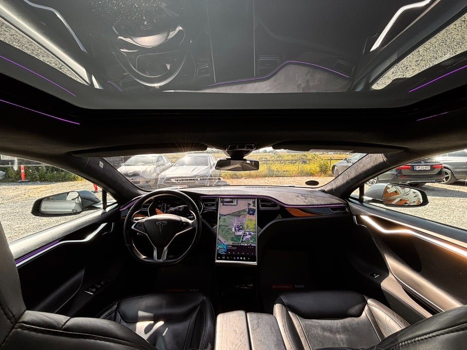 Tesla Model S 90D 5d