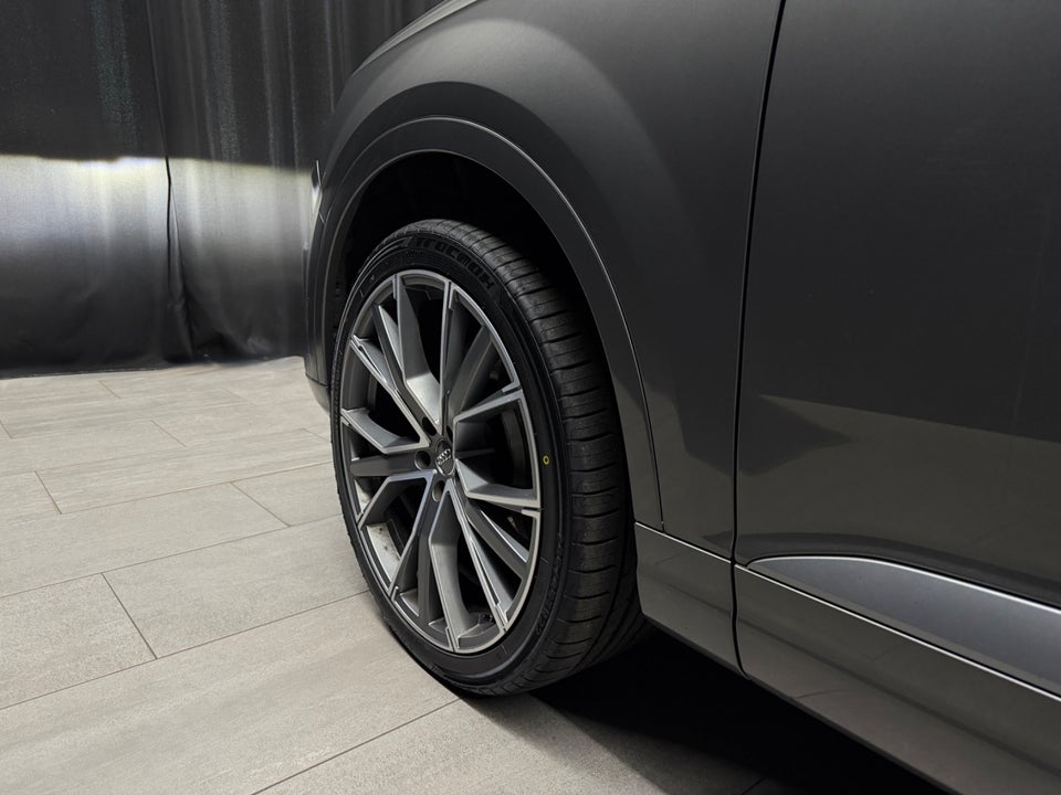 Audi Q7 3,0 TDi 272 quattro Tiptr. 7prs 5d