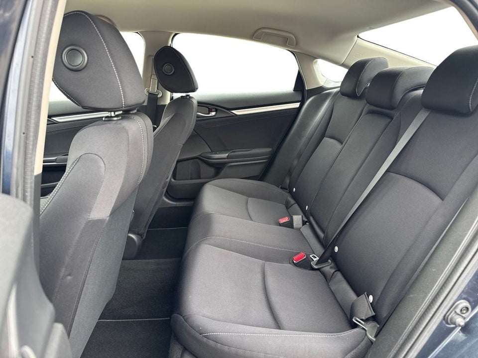 Honda Civic 1,5 VTEC Turbo Elegance CVT 4d