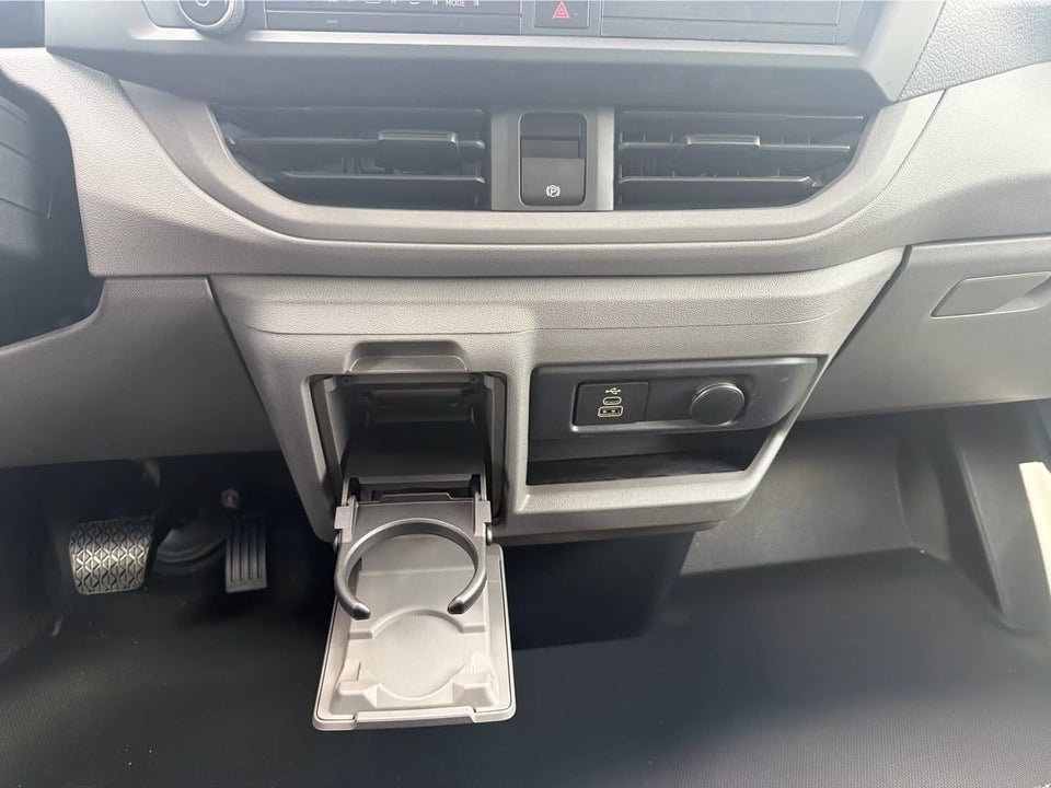 VW Transporter 2,0 TDi 150 Comfort Kassevogn aut. LWB