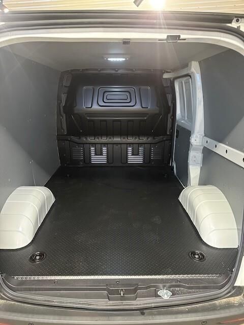 Maxus e-Deliver 3 52 Cargo Van LWB