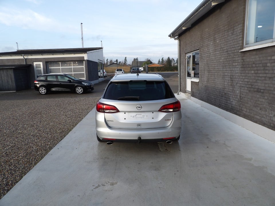 Opel Astra 1,6 T 200 Innovation Sports Tourer 5d
