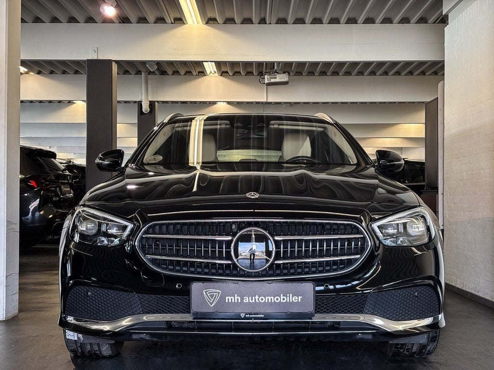 Mercedes E300 de 2,0 Avantgarde stc. aut. 5d