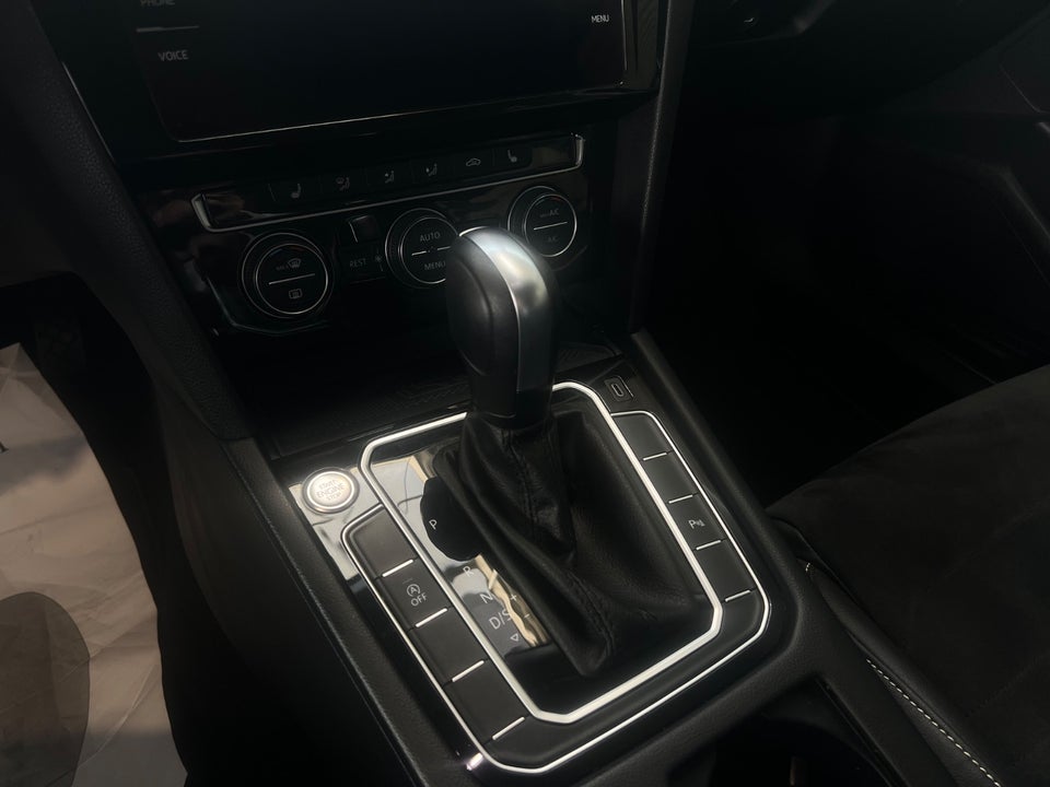 VW Passat 1,5 TSi 150 Elegance+ Variant DSG 5d