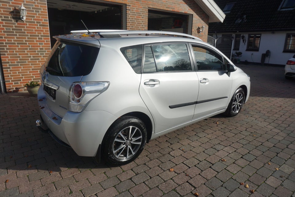 Toyota Verso 1,8 VVT-i T2 Touch 7prs 5d