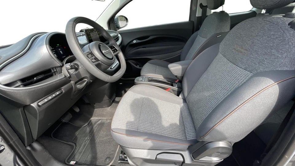 Fiat 500e 42 Icon Cabrio 2d