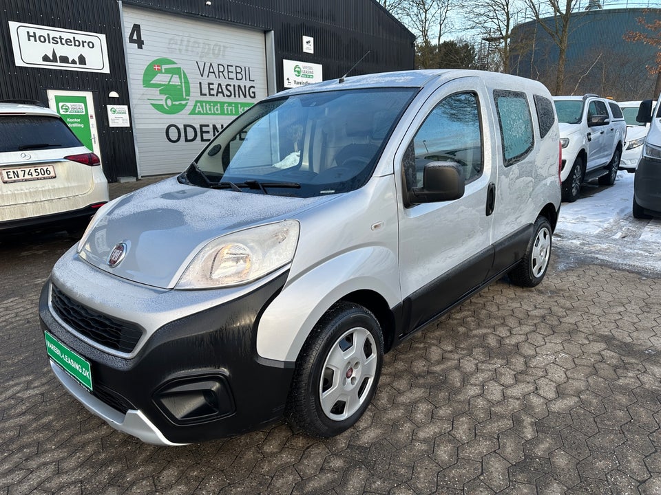 Fiat Fiorino 1,3 MJT 95 Adventure Van 5d