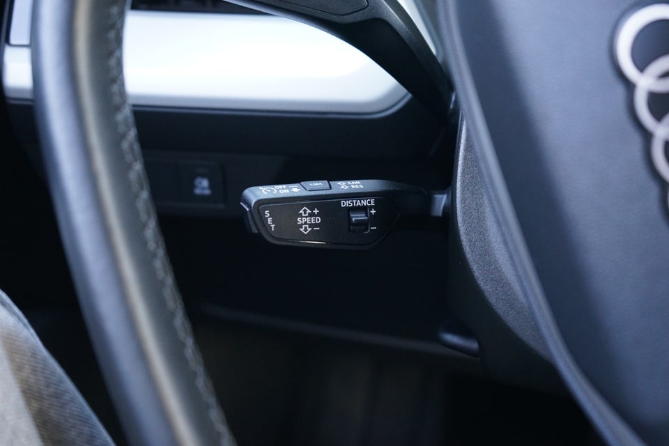 Audi Q4 e-tron 40  5d