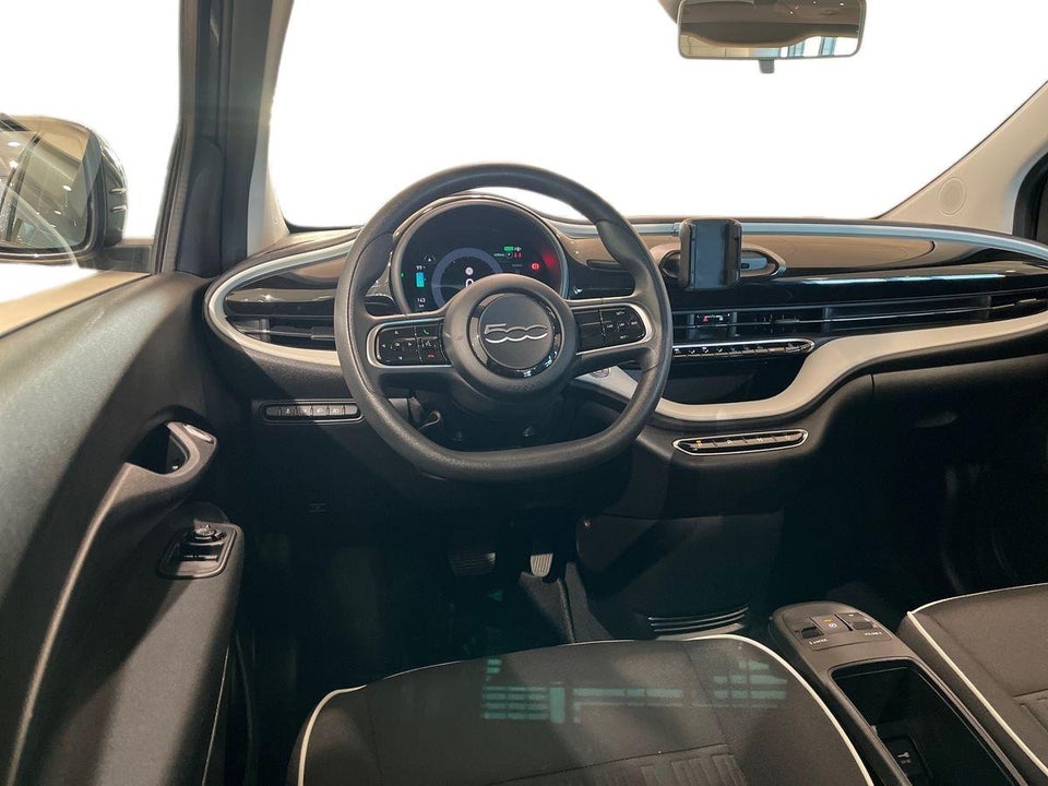 Fiat 500e 24 Action 3d