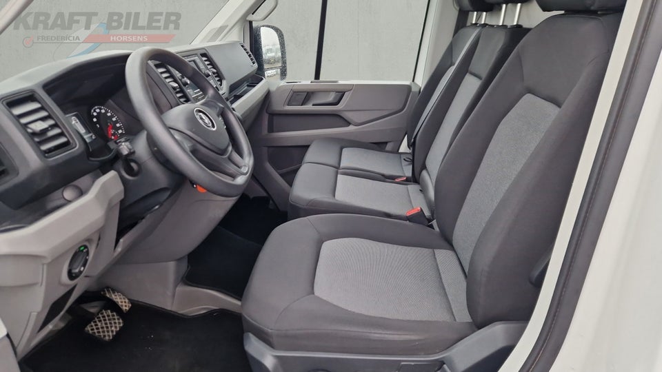 VW Crafter 35 2,0 TDi 177 Kassevogn L3H2 aut.