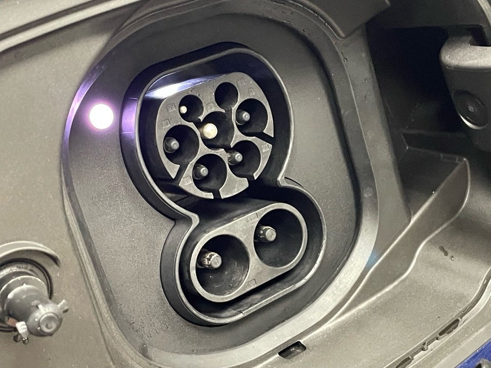 BMW i5 xDrive40 M-Sport 4d