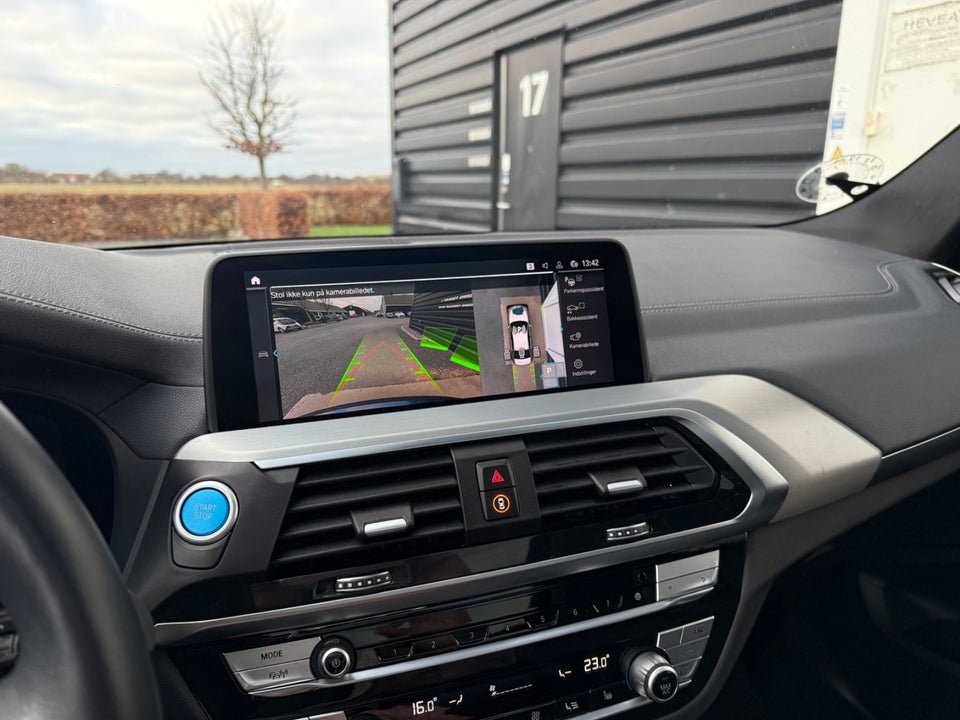 BMW iX3 Charged Plus 5d